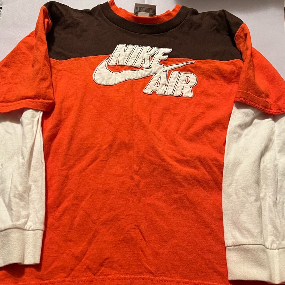 Nike air long sleeve tshirt-long sleeve look